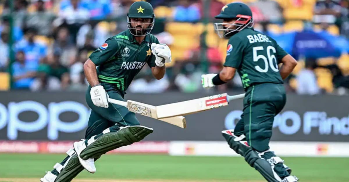 বাবর-ফখরের ব্যাটিং তাণ্ডবেও জয় পেল না পাক শিবির
