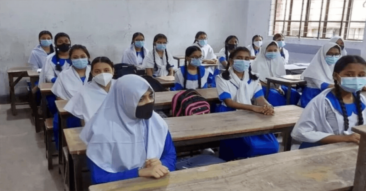 ১৭ নয়, ১০ ডিগ্রির নিচে তাপমাত্রা নামলে স্কুল বন্ধ: মন্ত্রণালয়
