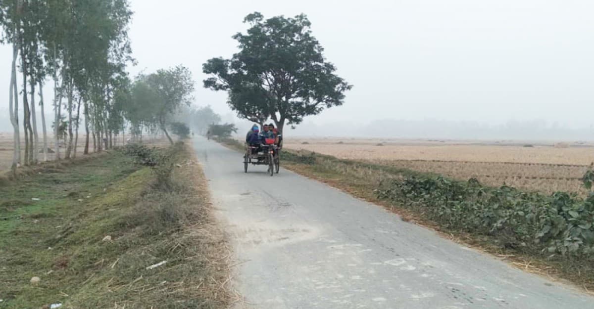 টানা ৮ দিন সূর্যের দেখা নেই দিনাজপুরে