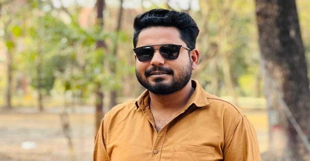 জাবির আবাসিক হলে স্বামীকে আটকে রেখে স্ত্রীকে সংগবদ্ধ ধর্ষণ