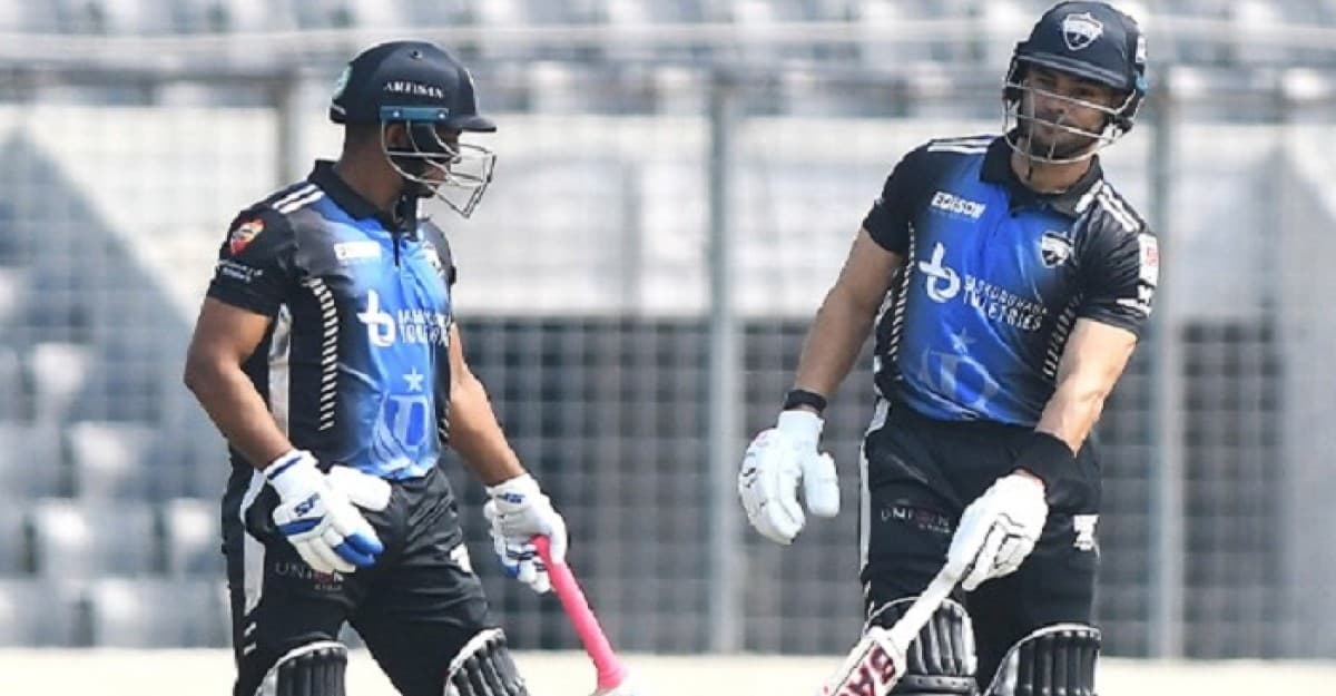 এবার ২০০ পেরোনো পুঁজি পেলো রংপুর রাইডার্স