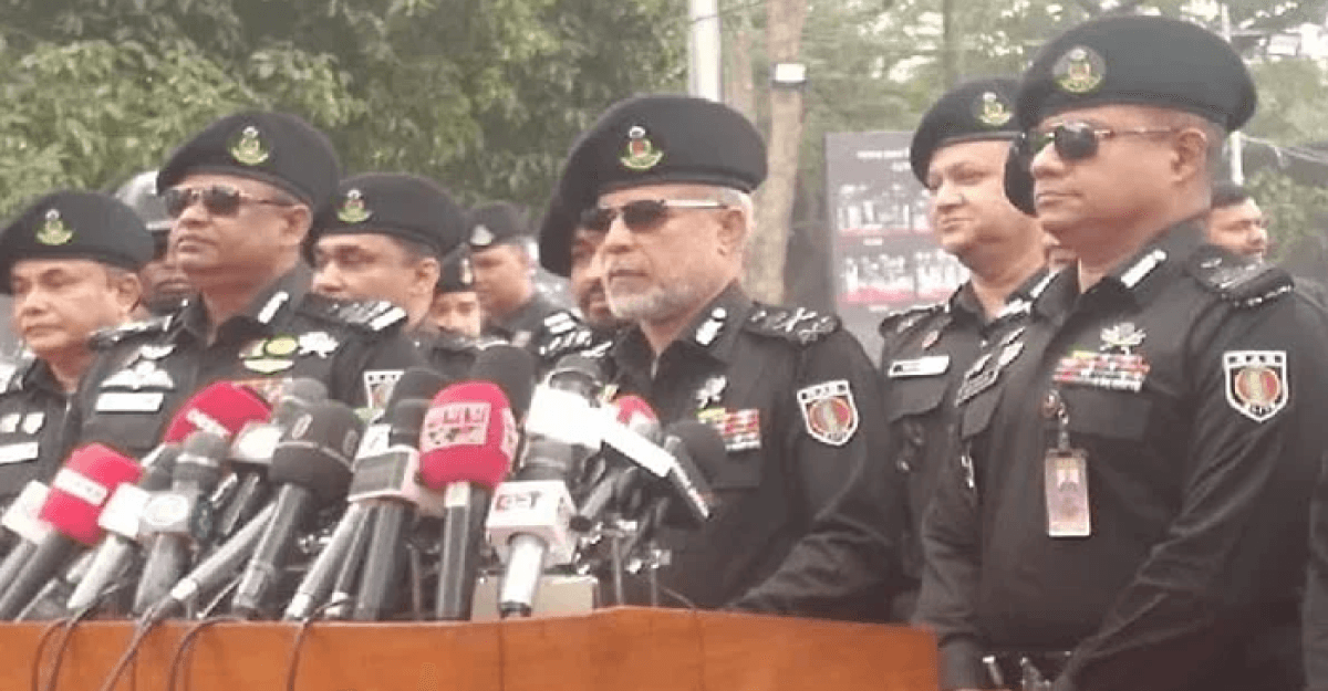কেন্দ্রীয় শহীদ মিনারে কোনো হুমকি নেই: র্যাব ডিজি