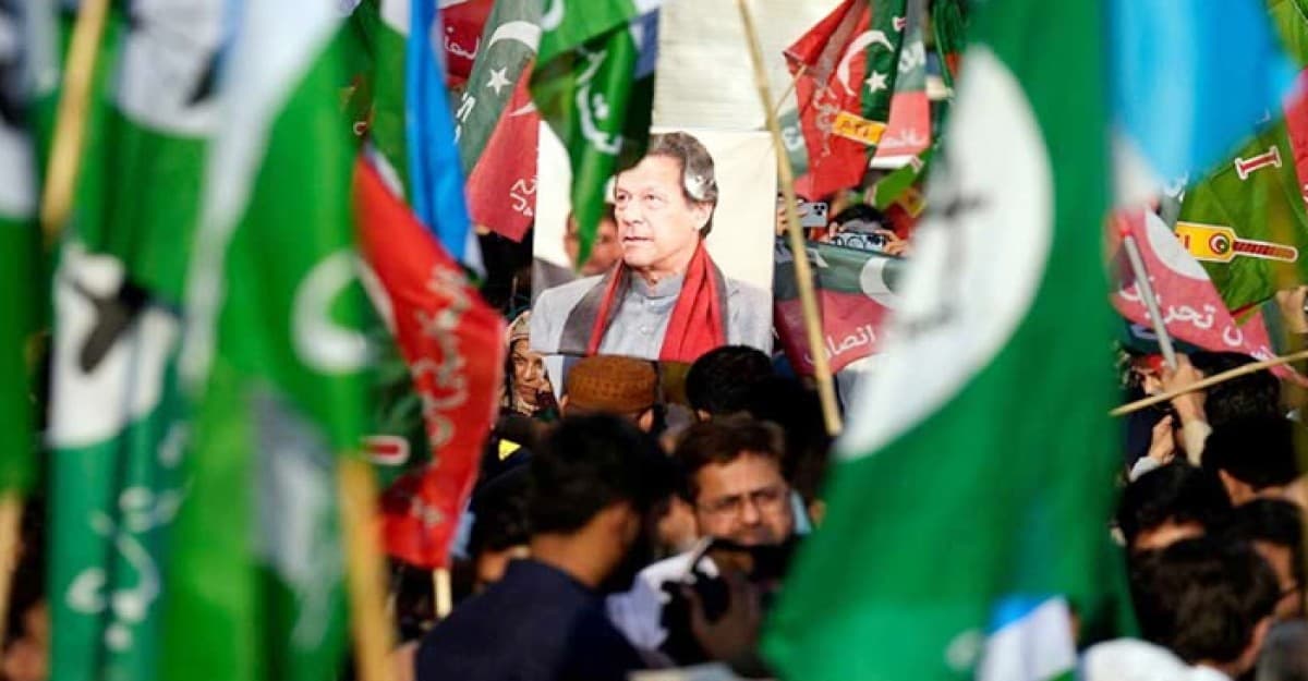নির্বাচনের ফলাফল চ্যালেঞ্জ করে সুপ্রিম কোর্টে পিটিআইয়ের পিটিশন দায়ের