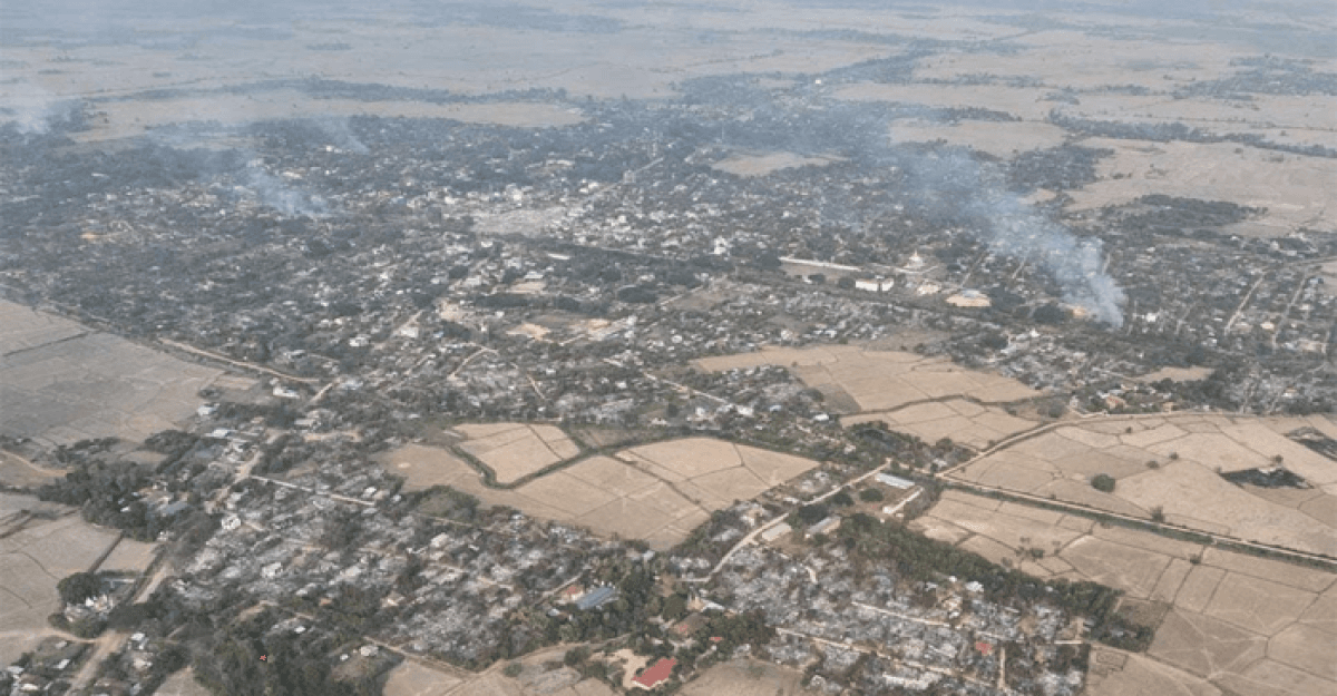 পুরো শহর জ্বালিয়ে দিল মিয়ানমার জান্তা!