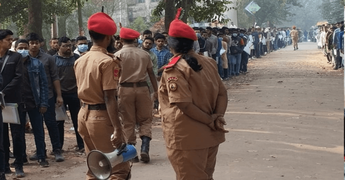 জাহাঙ্গীরনগর বিশ্ববিদ্যালয়ে ভর্তি পরীক্ষার শৃঙ্খলা রক্ষায় বিএনসিসি