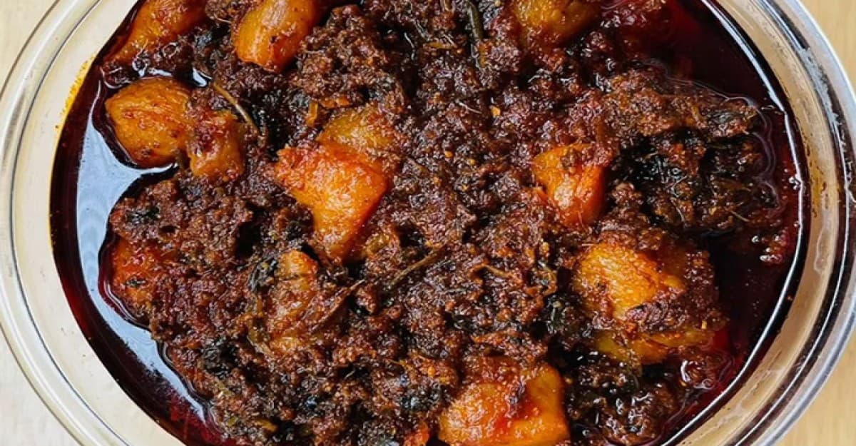 তৈরি করুন চিকেনের মজাদার আচার