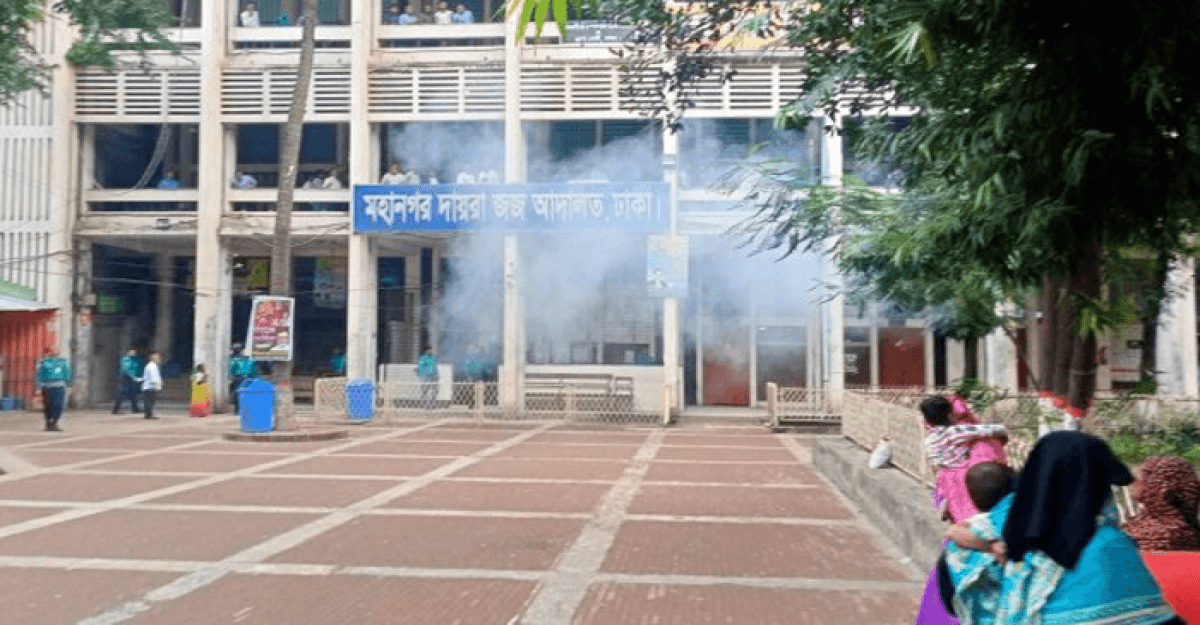 জজ কোর্ট চত্বরে ২টি ককটেল বিস্ফোরণ