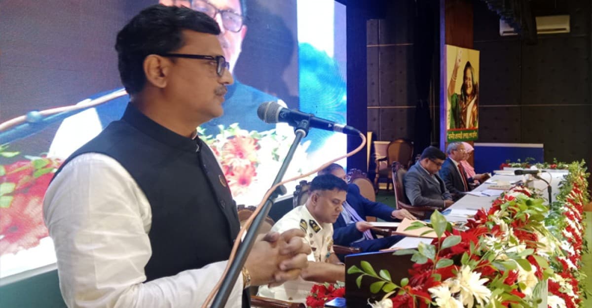 যারা ভারত বিরোধি স্লোগান দিচ্ছে, তারা এ দেশের জনগণ থেকে আউট হয়েছে: নৌপ্রতিমন্ত্রী