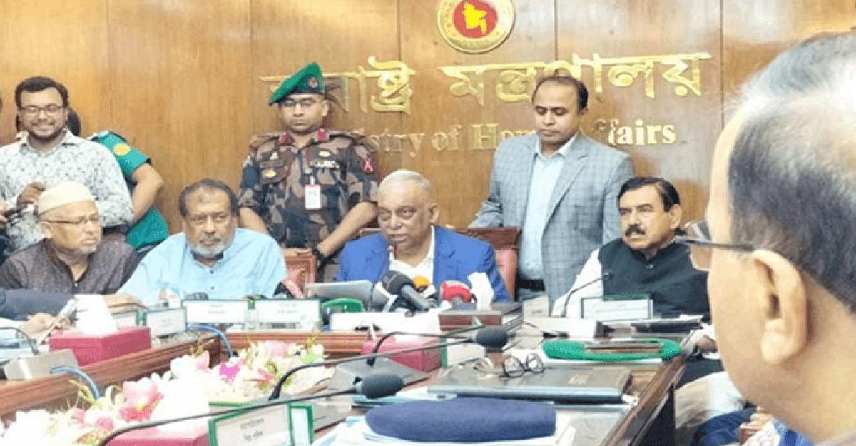 ঈদে নিরাপত্তা জোরদারে পুলিশের পাশাপাশি গোয়েন্দাও থাকবে: স্বরাষ্ট্রমন্ত্রী