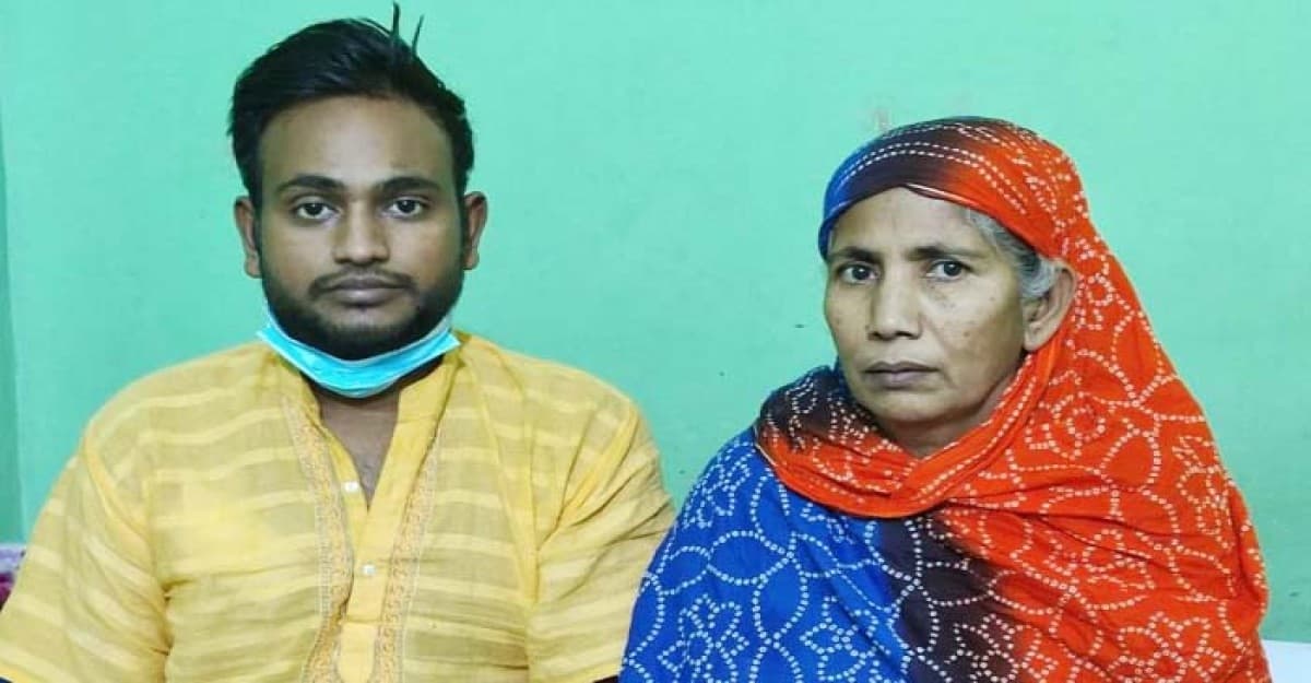মায়ের কিডনি নিয়ে বাঁচার সপ্ন বিশ্ববিদ্যালয় পড়ুয়া তরুণ জাহিদের