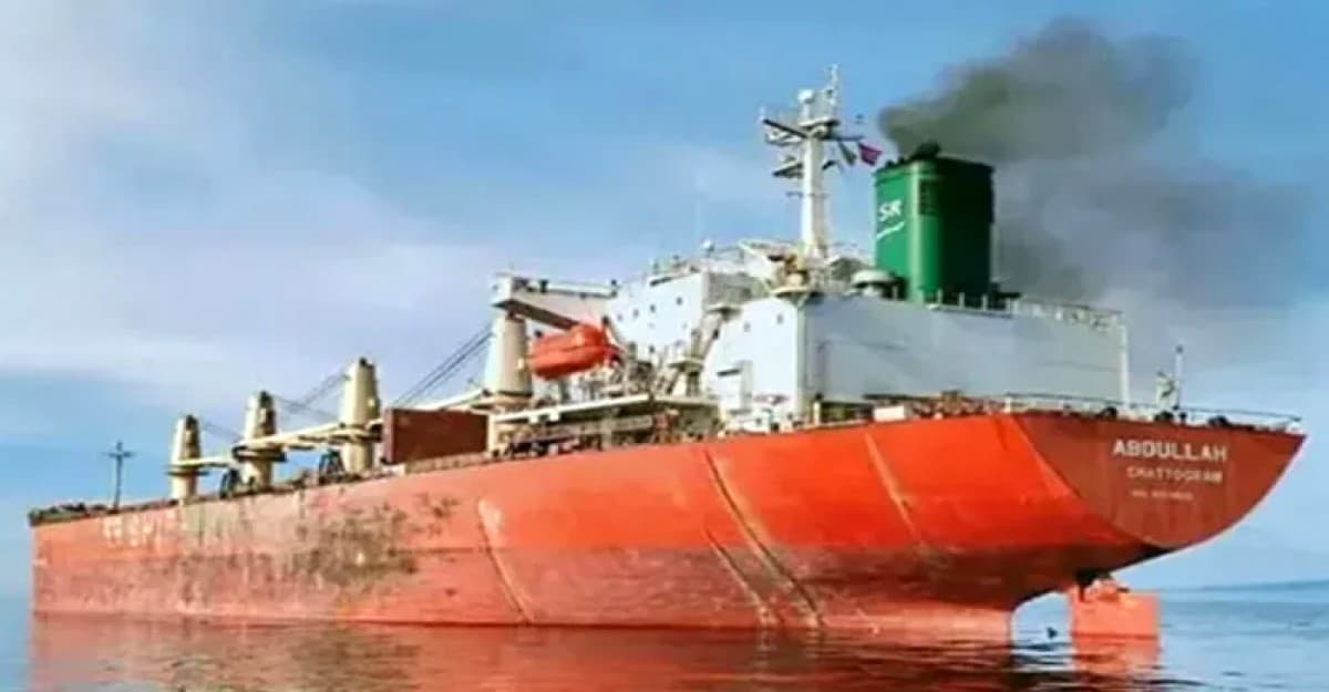 দস্যুদের হাতে জিম্মি জাহাজ এমভি আবদুল্লাহ ও ২৩ নাবিক মুক্ত
