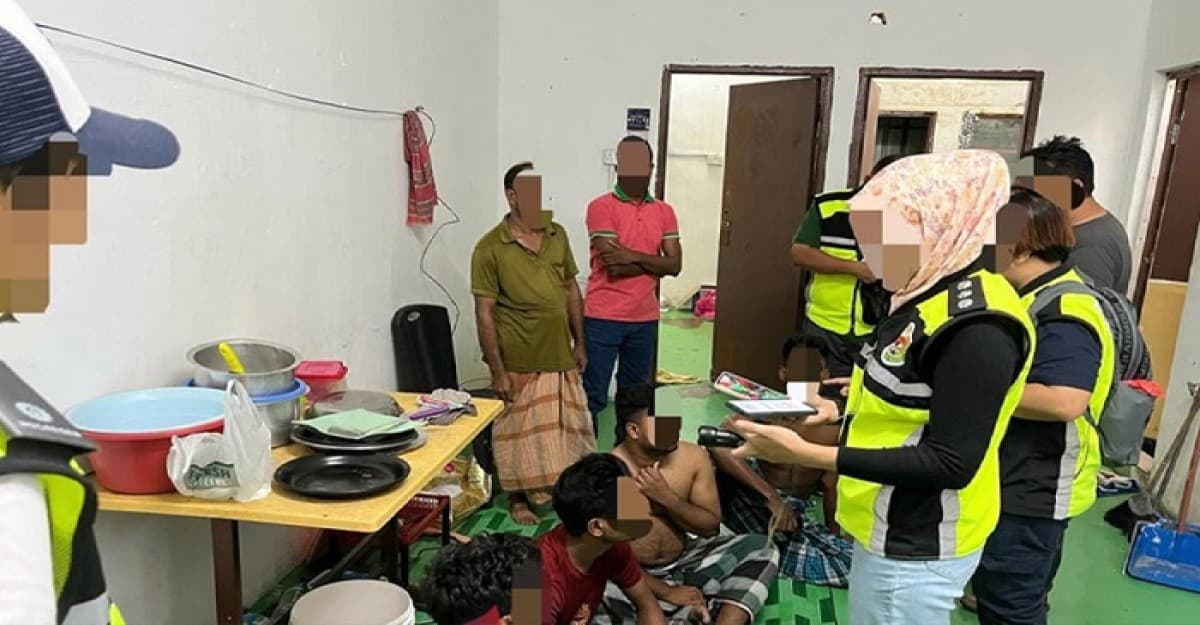 মালয়েশিয়ায় ২৩ বাংলাদেশিসহ ২৬ জন আটক