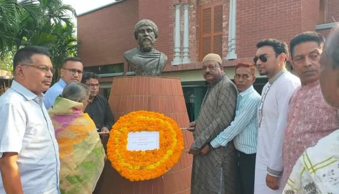 সাংবাদিক কাঙাল হরিনাথ মজুমদারের প্রয়ান দিবস উপলক্ষে স্মরণ সভা