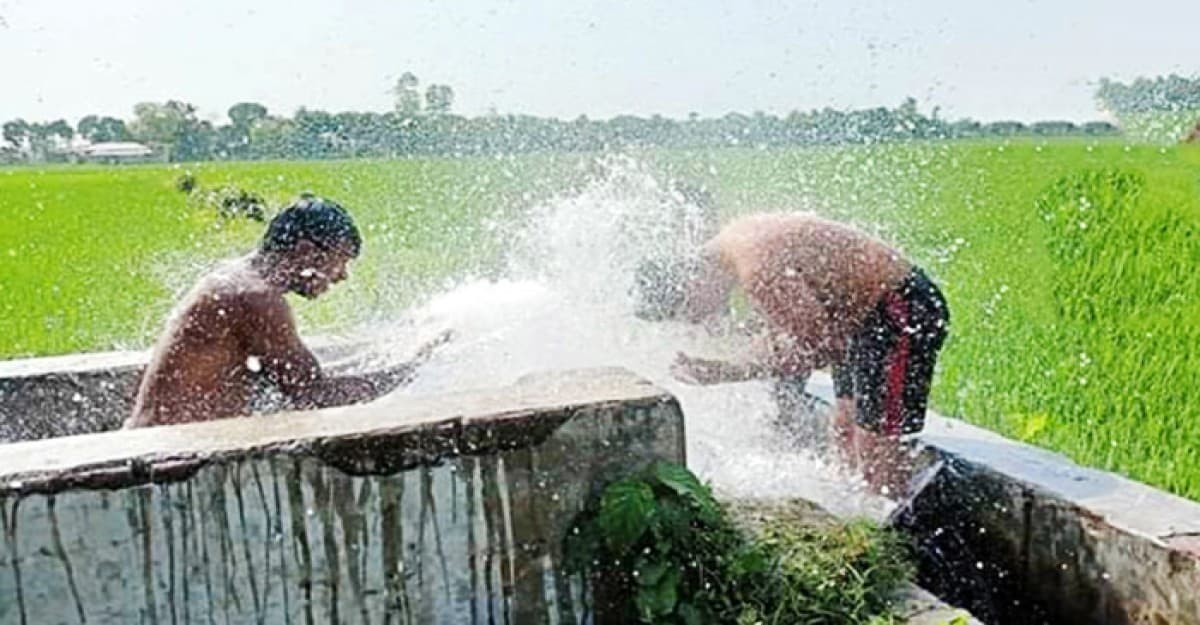 বৃষ্টির অভাবে দেশে মরুর উত্তাপ