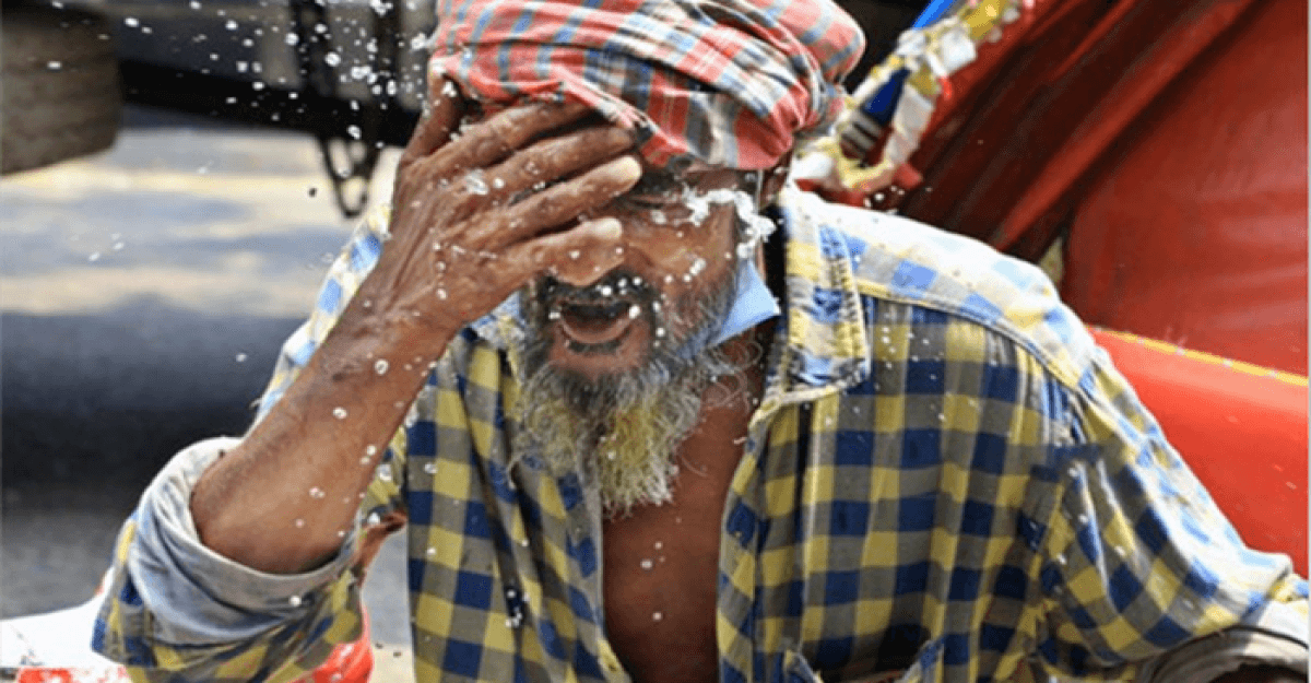 হিট স্ট্রোক রোধে স্বাস্থ্য অধিদফতরের ৪ নির্দেশনা