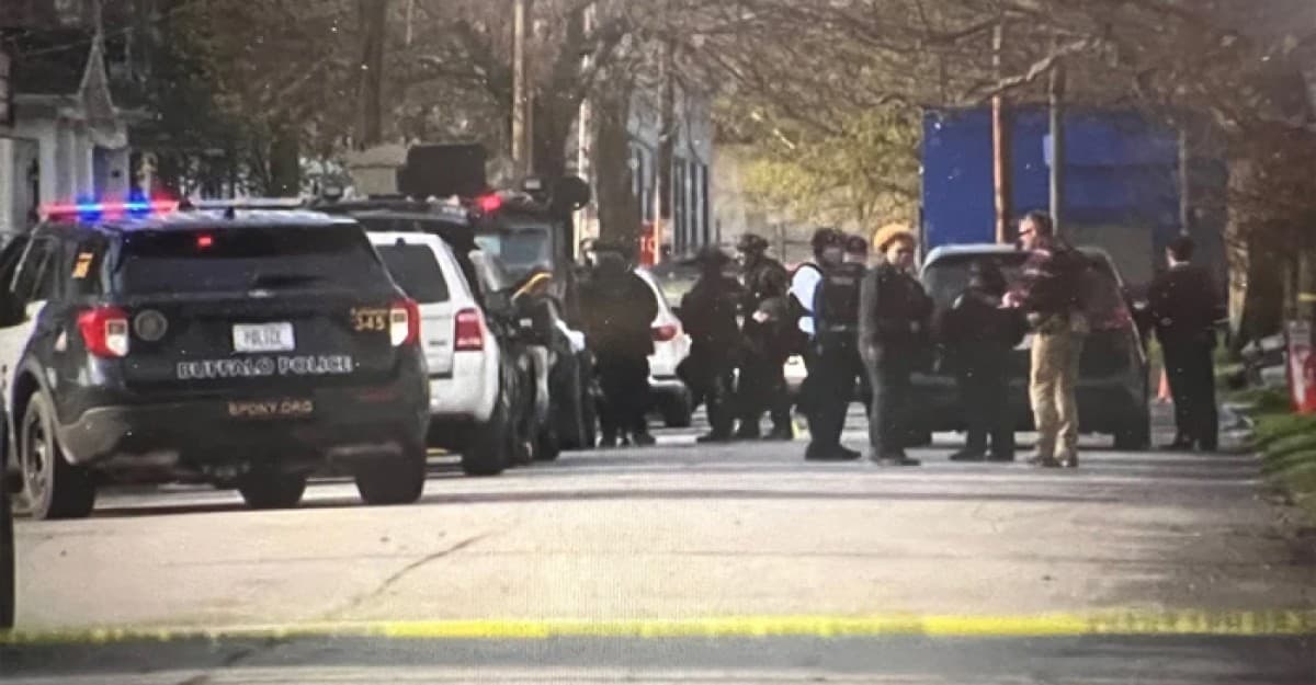 নিউইয়র্কে দুর্বৃত্তের গুলিতে প্রাণ গেল দুই বাংলাদেশি