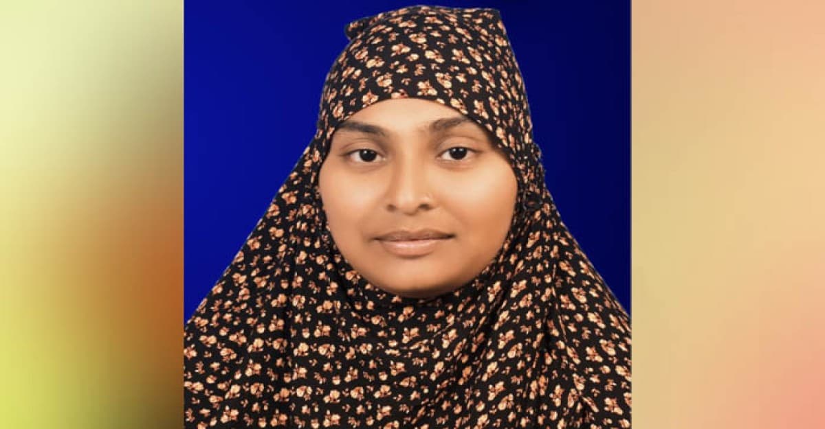 স্বামীর মৃত্যুতে উপ-নির্বাচনে চেয়ারম্যান পদে বিজয়ী স্ত্রী