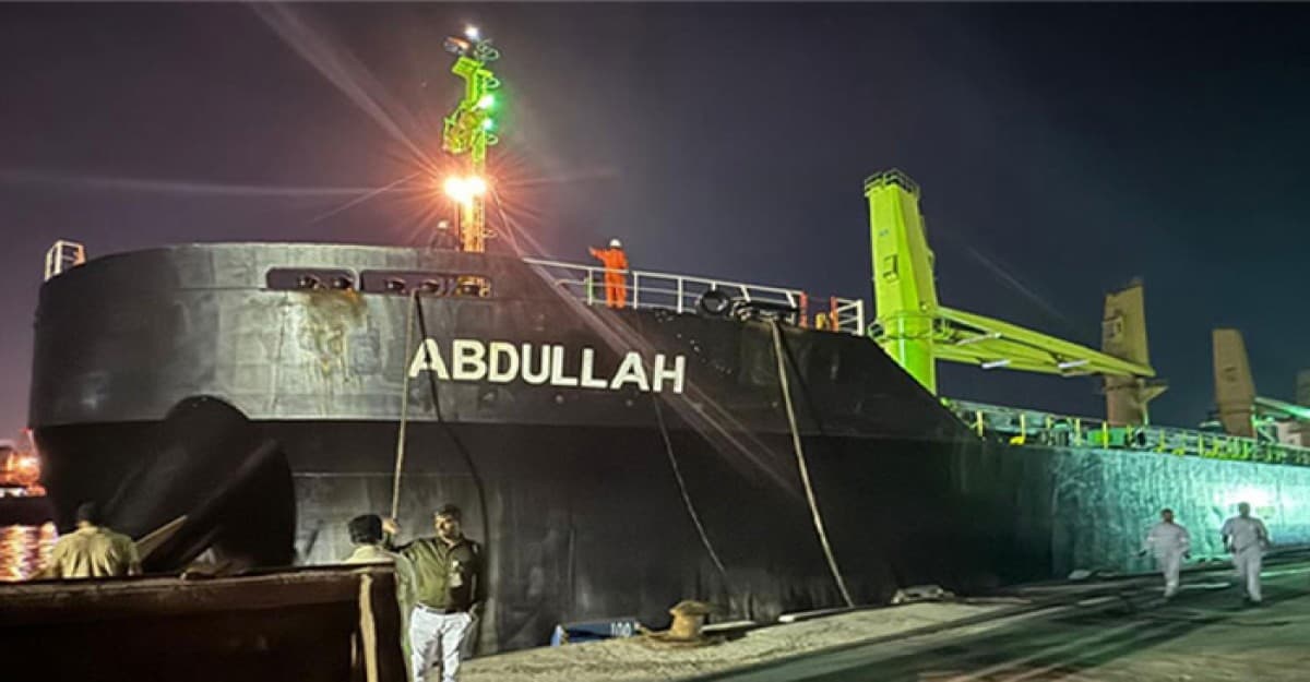 ২৩ নাবিকসহ দেশের পথে এমভি আবদুল্লাহ