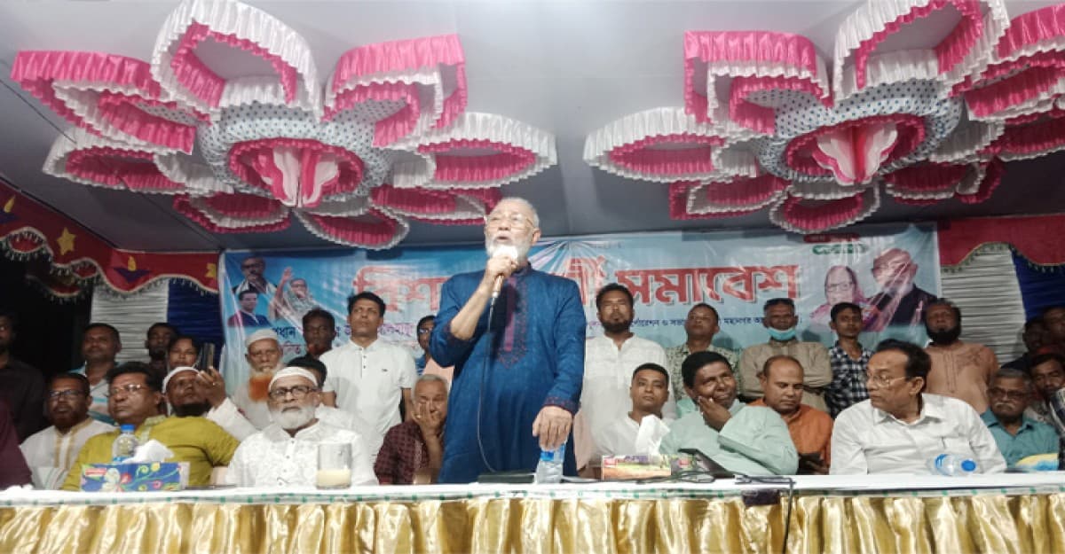 যাদের ভোট দিলে পরিবার নিয়ে শান্তিতে থাকতে পারবেন তাদেরই ভোট দেবেন: মেয়র খালেক