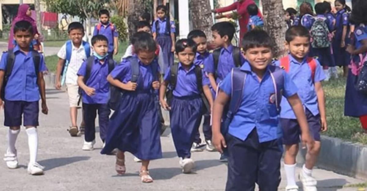 আপিলে যাবে না শিক্ষা মন্ত্রণালয়, ২ মে পর্যন্ত ছুটি বহাল