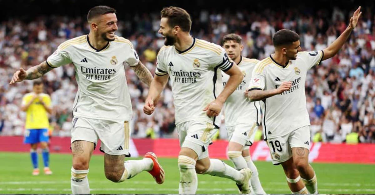 চার ম্যাচ হাতে রেখেই লা লিগা চ্যাম্পিয়ন রিয়াল