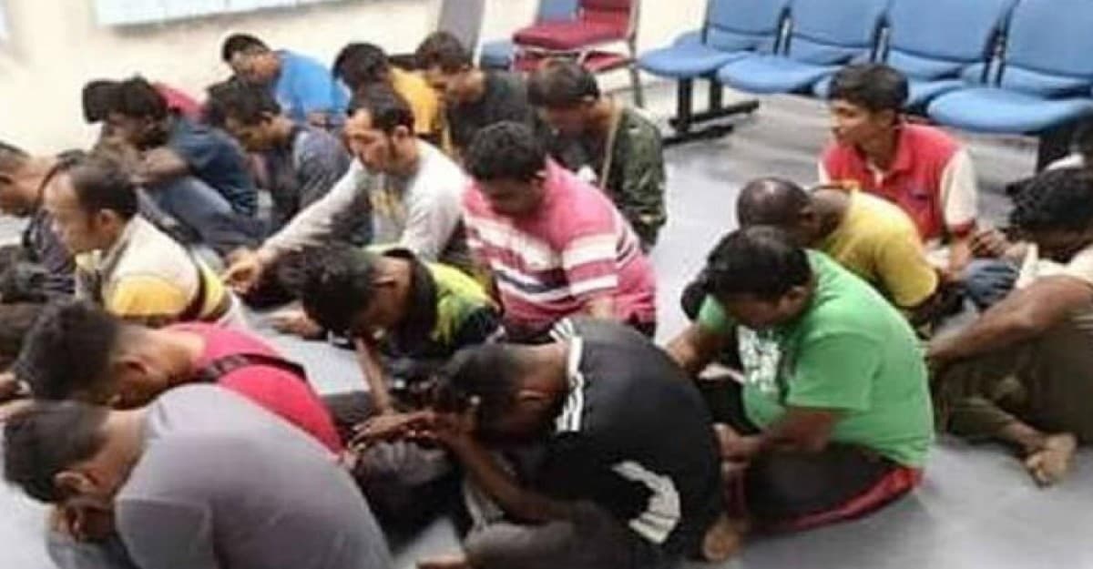 মালয়েশিয়ায় ১০ বাংলাদেশি অভিবাসী আটক