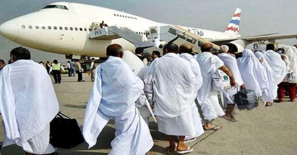 হজের ফ্লাইট শুরু ৯ মে