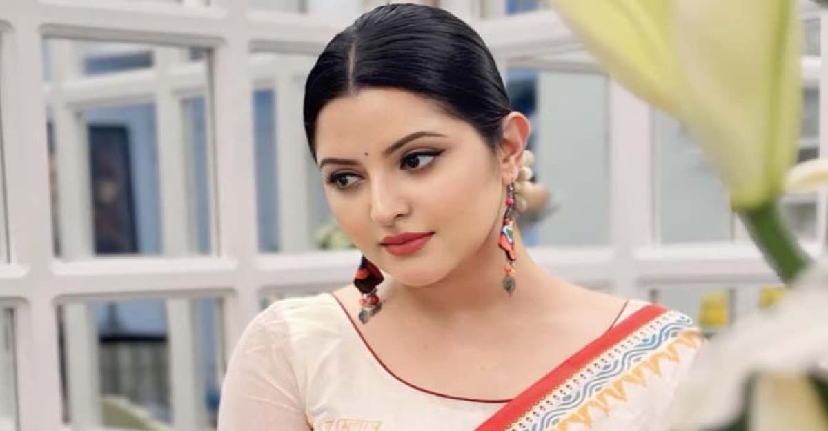 ছেলের পর কন্যা সন্তানের মা হলেন পরীমনি!