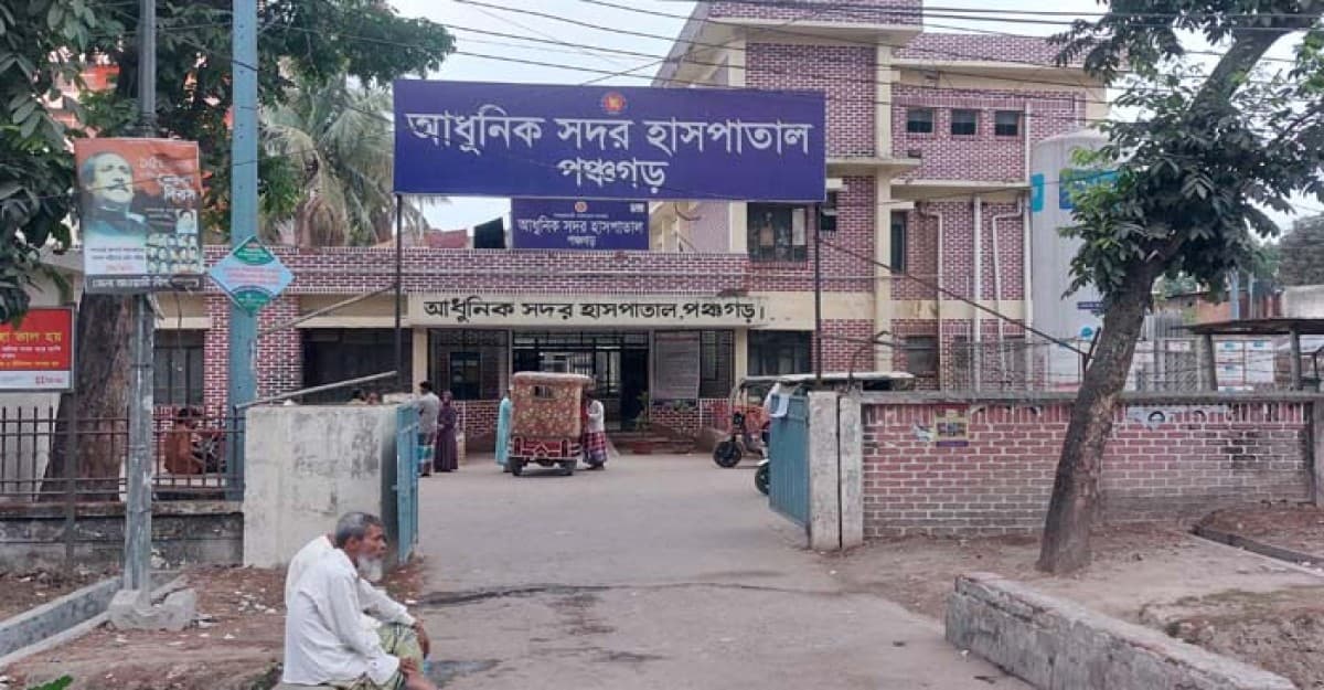 হাসপাতালের সামনে মানসিক ভারসাম্যহীন নারীকে ধর্ষণ, গ্রেফতার১