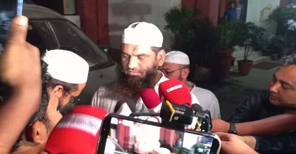 যে কারণে ডিবি কার্যালয়ে গিয়েছিলেন মামুনুল হক