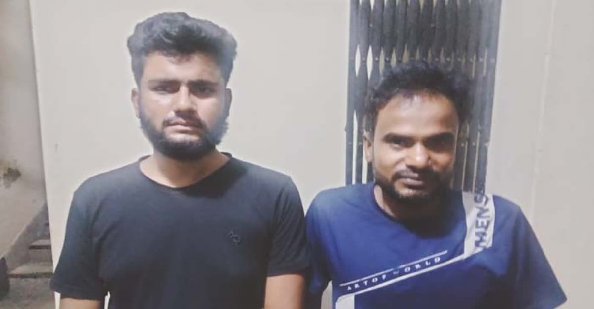 ডিবি পুলিশ সেজে ছিনতাই চাঁদাবাজি, আটক ২