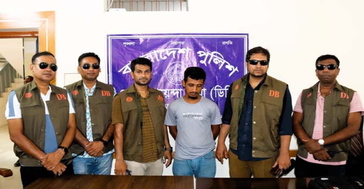 চিকিৎসার নামে স্ত্রীর সম্ভ্রমহানি, প্রতিশোধ নিতে কবিরাজকে হত্যা