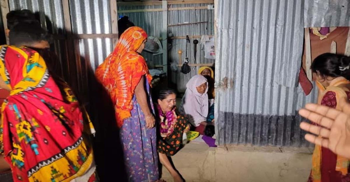 পাবনায় চাচা শ্বশুরের ছুরিকাঘাতে জামাই খুন