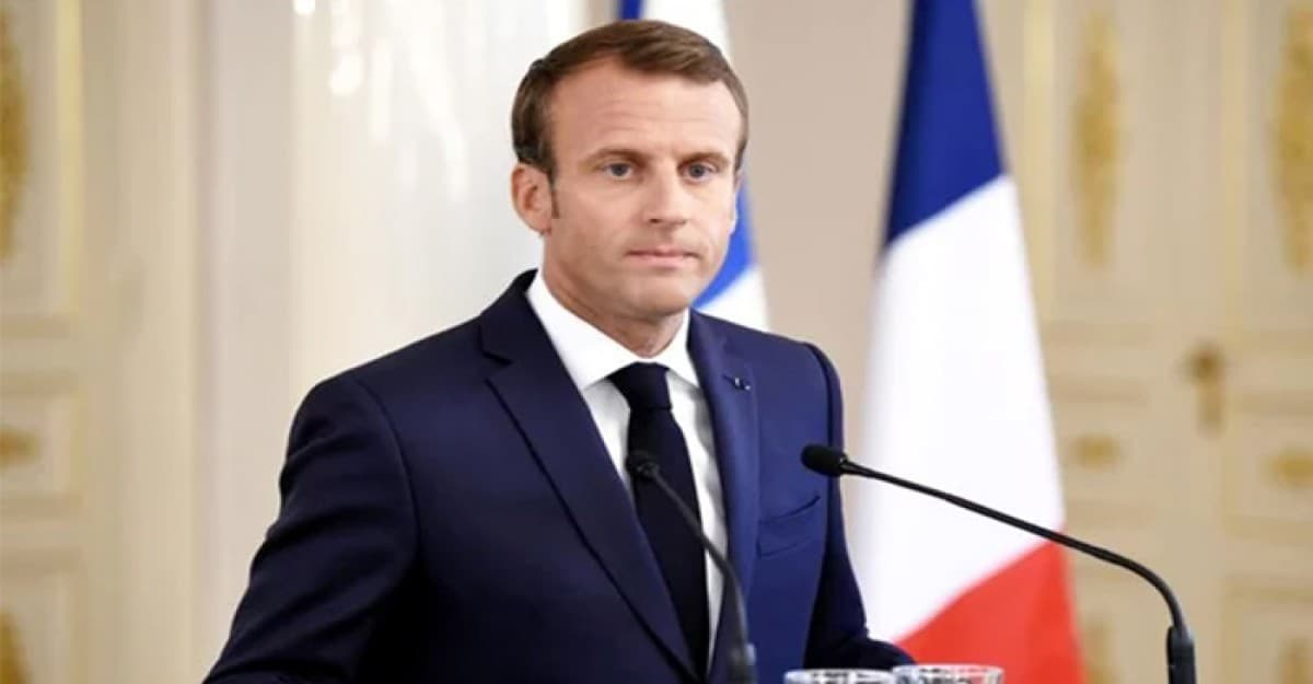 ফ্রান্সের পার্লামেন্ট ভেঙে আগাম নির্বাচনের ঘোষণা দিলেন ম্যাক্রোঁ
