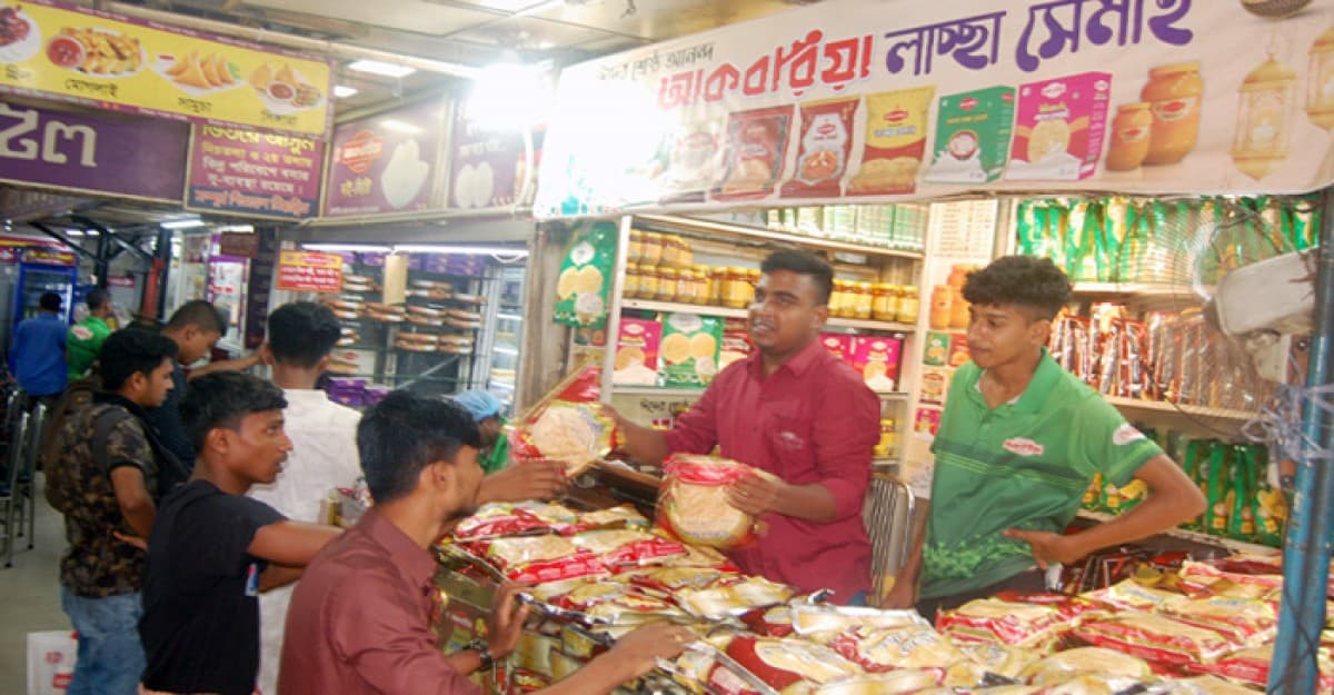 আকবরিয়ার দই-মিষ্টি ও লাচ্ছার খ্যাতি দেশজুড়ে