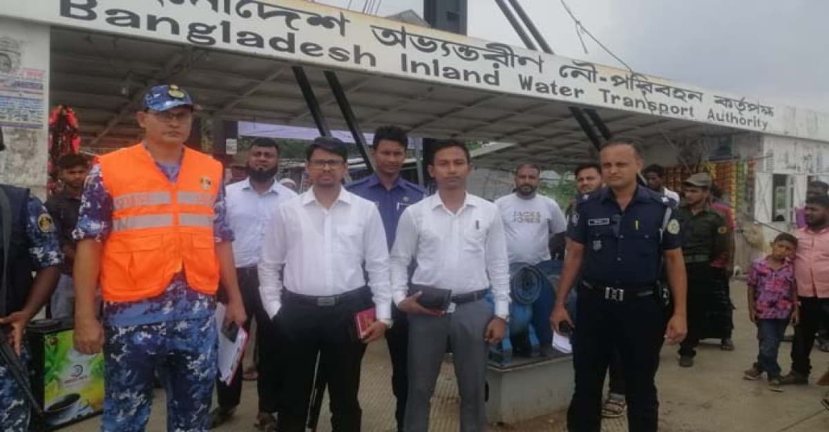 ভোলায় অতিরিক্ত যাত্রী বহন, ২ লঞ্চ ও ইজারাদারকে জরিমানা