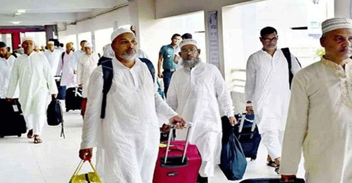 হজ শেষে দেশে ফিরেছেন ৩ হাজার ৯২০ জন