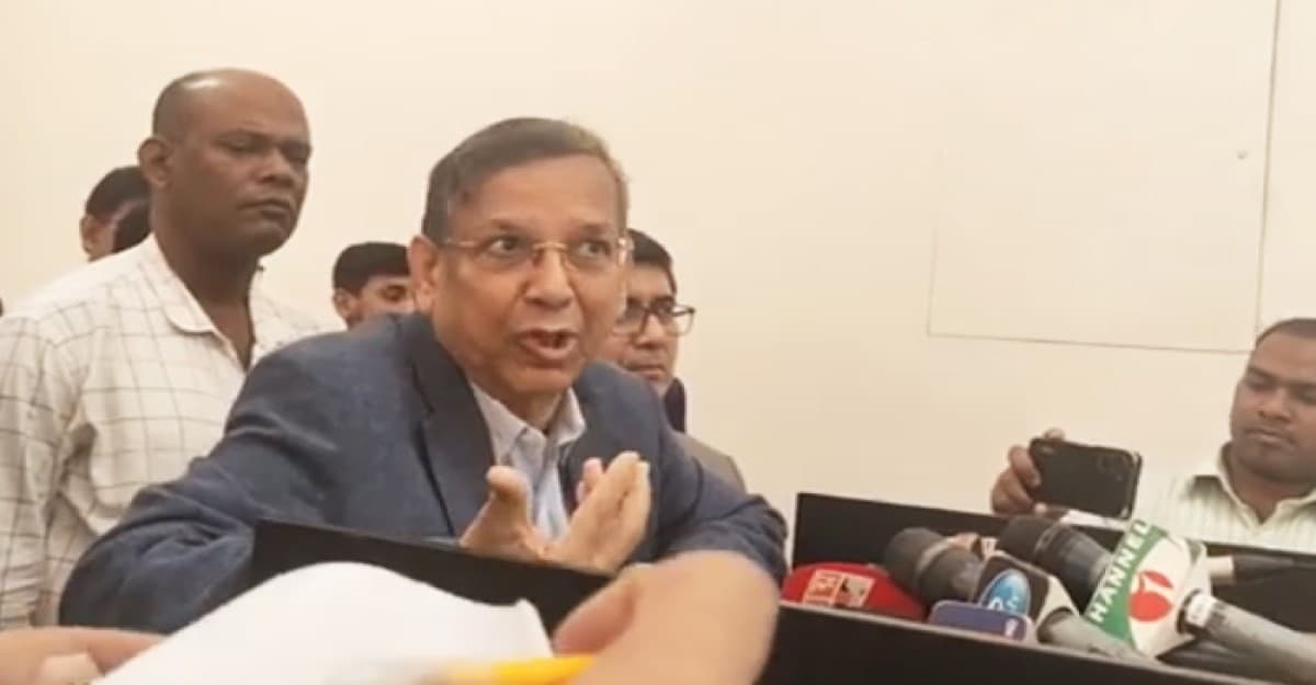 খালেদা জিয়ার হার্টে পেসমেকার লাগানোর প্রক্রিয়া চলছে: আইনমন্ত্রী