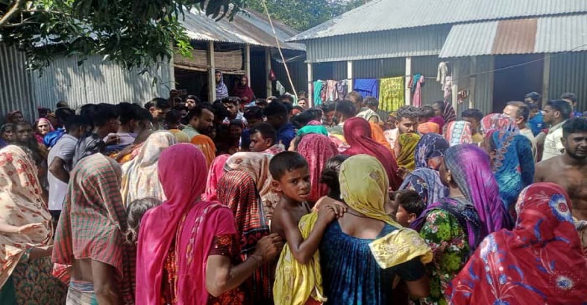 পাবনায় পদ্মা নদীতে গোসলে নেমে দুইভাইসহ ৩ বন্ধুর মৃত্যু