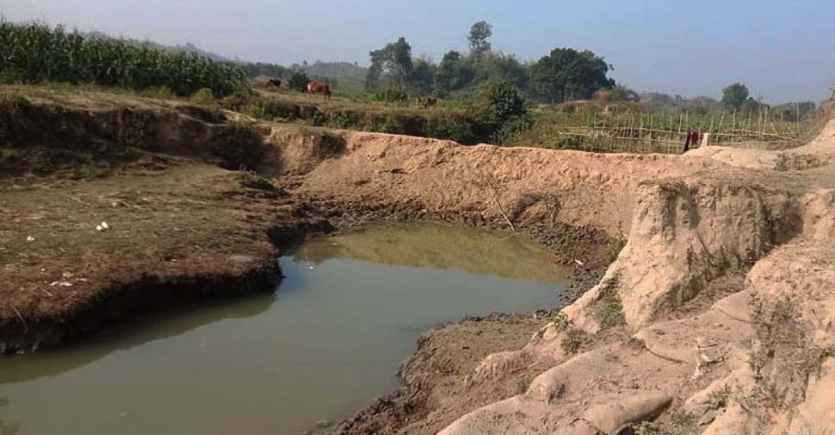 টেকনাফে খাল থেকে বস্তাবন্ধী নারীর মরদেহ উদ্ধার
