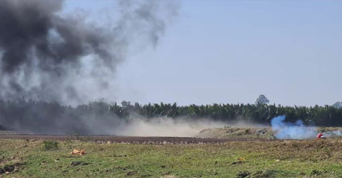 রাতভর বিস্ফোরণে আতংকিত টেকনাফবাসি