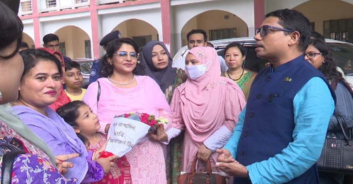 আগামী পাঁচ বছরে তথ্যপ্রযুক্তি খাতে আরও দশ লক্ষ তরুণ-তরুণীর কর্মসংস্থান সৃষ্টি হবে: পলক