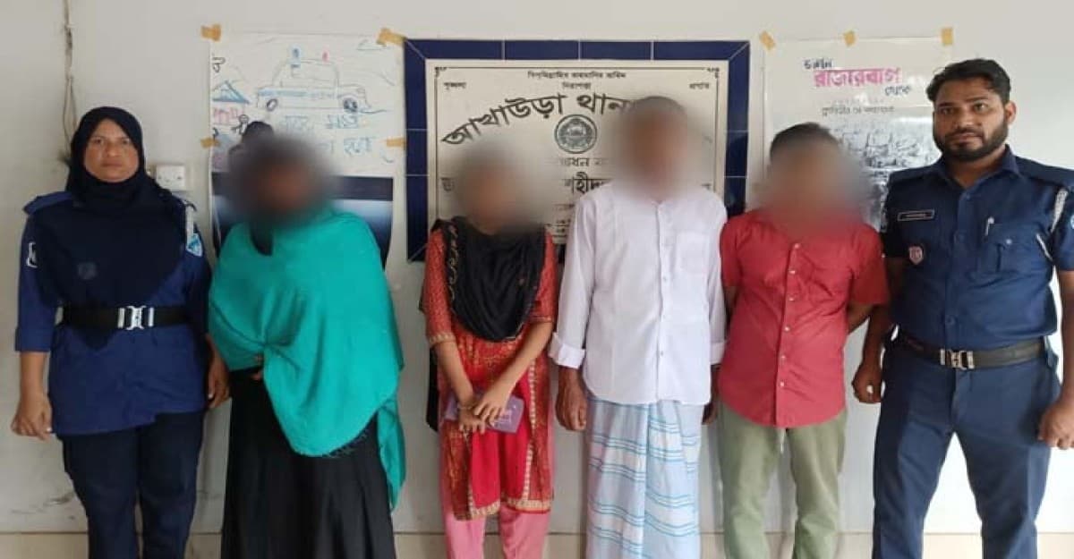 আবাসিক হোটেলে অসামাজিক কার্যকলাপের অপরাধে অভিযান আটক ৪