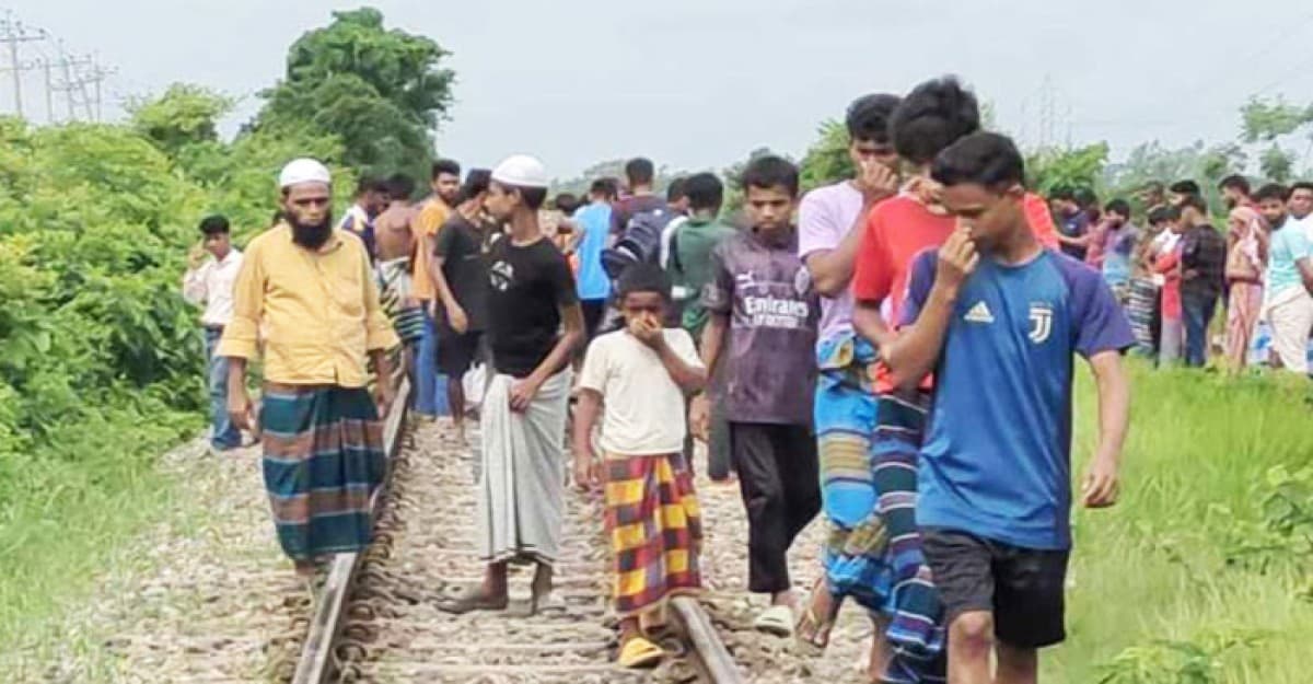 নরসিংদীতে রেললাইনের পাশে পড়ে থাকা ৫ মরদেহ নিয়ে ‘রহস্য’