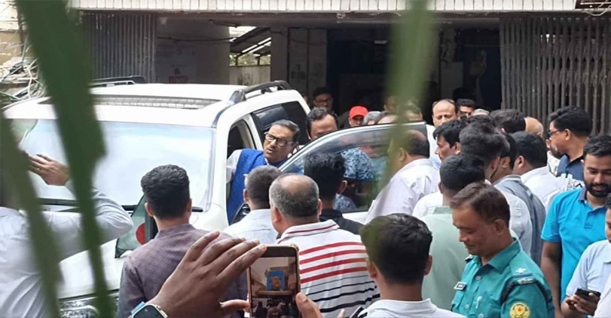রুদ্ধদ্বার বৈঠকে পাঁচ মন্ত্রী-প্রতিমন্ত্রী, কী আলোচনা হলো?