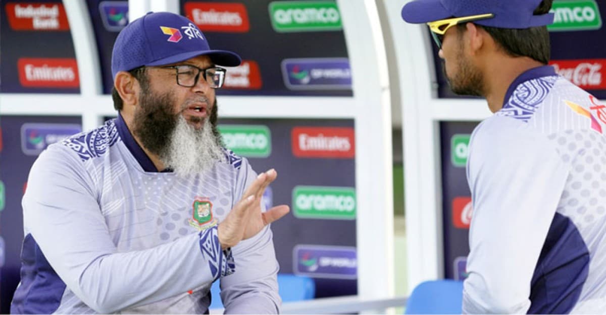গুরু হারাচ্ছেন রিশাদরা, মুশতাককে ধরে রাখতে ব্যর্থ বিসিবি!