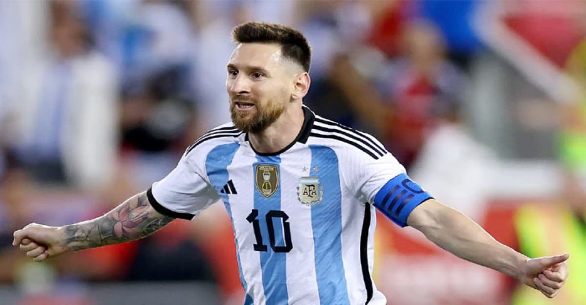 আগামী বছরের শুরুতে বাংলাদেশে আসছেন মেসি!