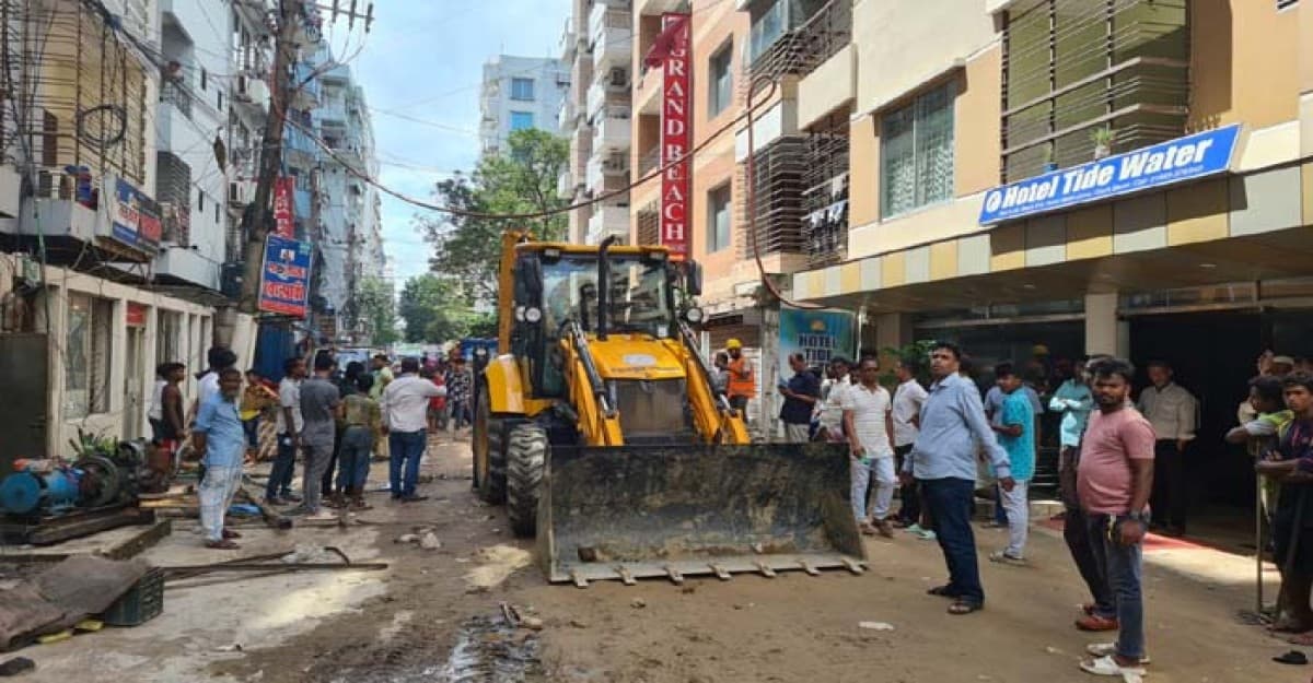 কক্সবাজার পর্যটন জোনের আধা কিলোমিটার নালায় ১৪৫ অবৈধ স্থাপনা