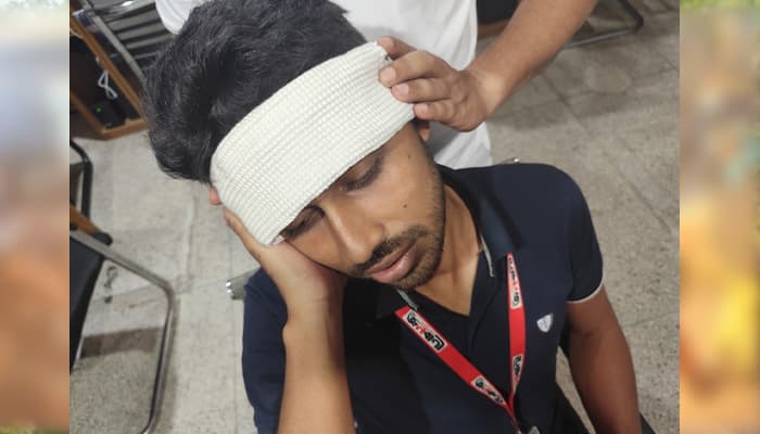 পুলিশের সাউন্ড গ্রেনেডে জনবাণীর তুষারসহ অন্তত ৩ সংবাদকর্মী আহত