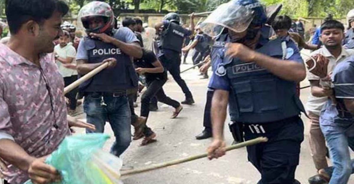 যাত্রাবাড়ীতে পুলিশ-শিক্ষার্থী সংঘর্ষ, ২ পথচারী গুলিবিদ্ধ
